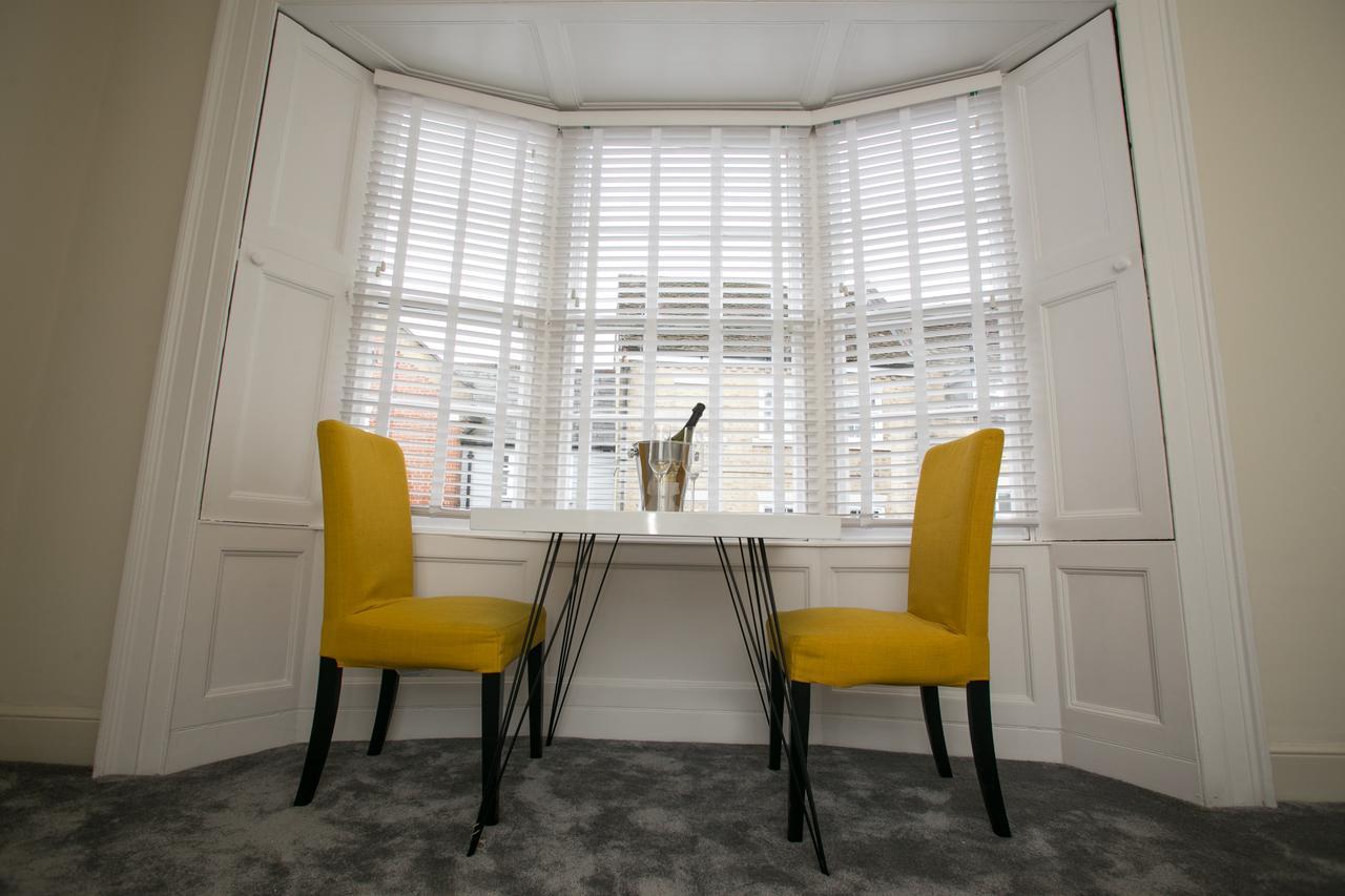 Saffron Suite And Kitchen Saffron Walden Eksteriør bilde